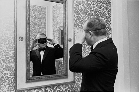 Truman Capote meşhur Siyah-Beyaz Balosu'nda, 1966