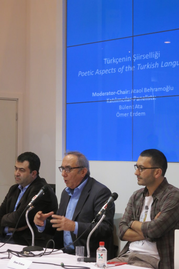 "Türkçenin Şiirselliği" başlıklı konuşmada, Bülent Ata, Ataol Behramoğlu ve Ömer Erdem