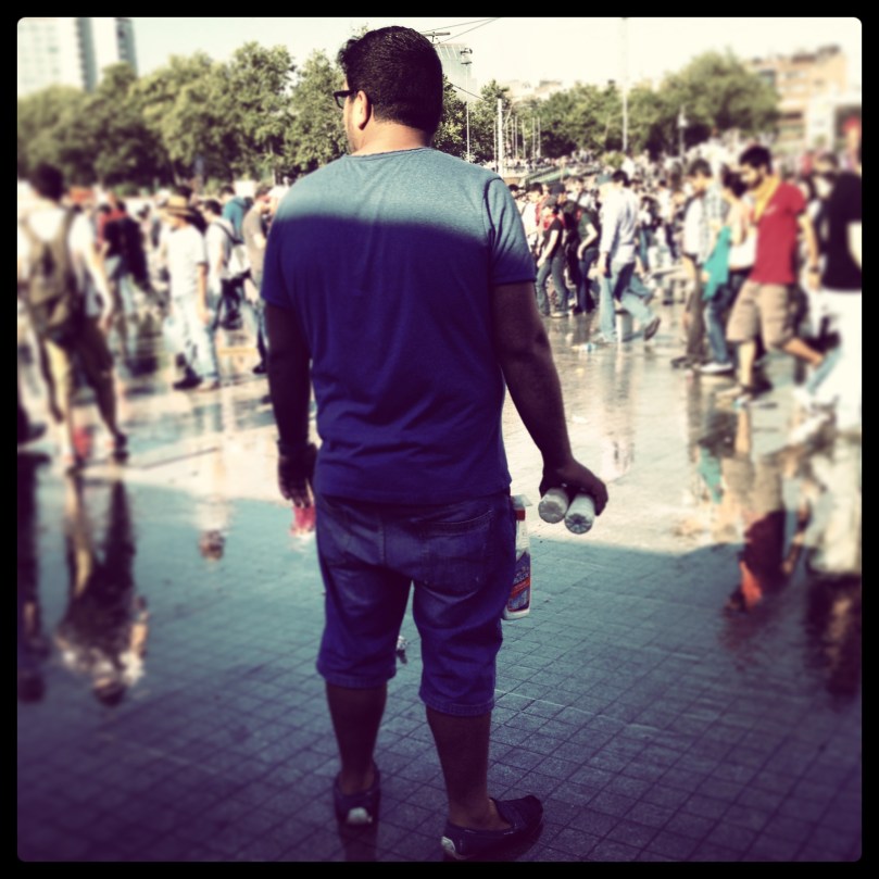 Vahşi Batı'nın en hızlı süt püskürteni.